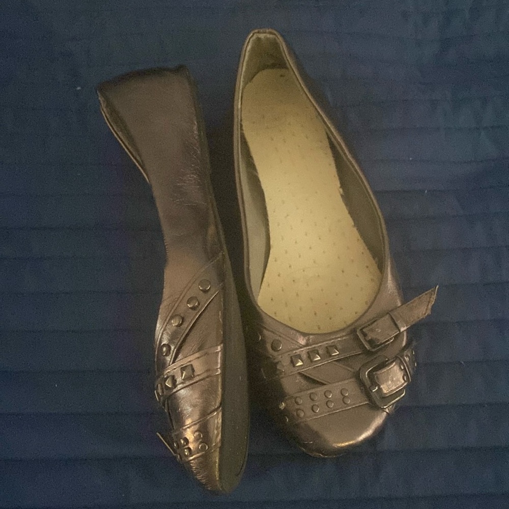 Flats, pewter. W